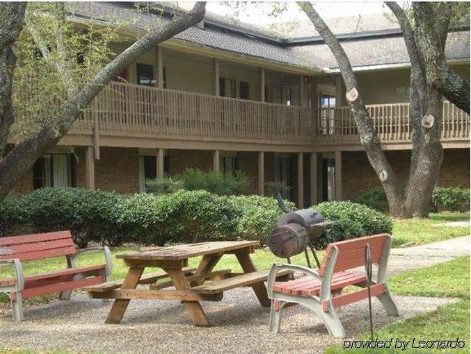 Granbury Inn And Suites Exterior foto